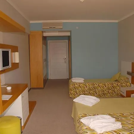 Kemer Reach